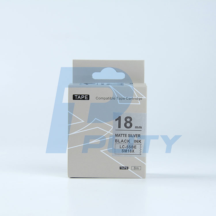 Nhãn in TEPRA SM18XC ( chữ đen trên nền bạc, 18mm )